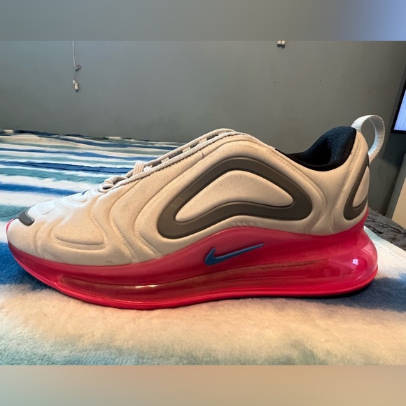 Used a few times to workout , Good condition - Picture 2 of 6